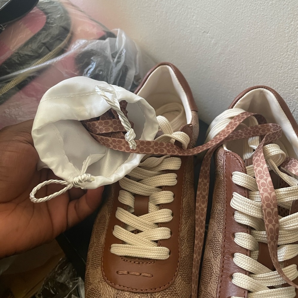 Coach kinda new  I only wear it 2 times